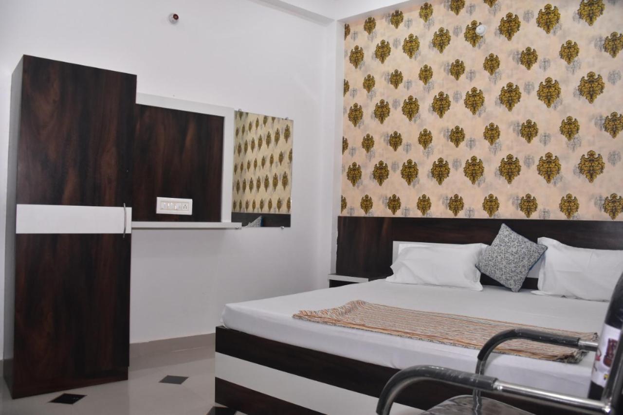 Shree Gorakhnath Guest House Ayodhya Exterior foto