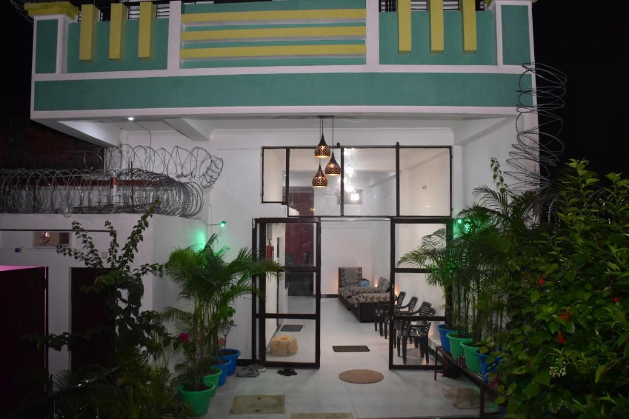 Shree Gorakhnath Guest House Ayodhya Exterior foto