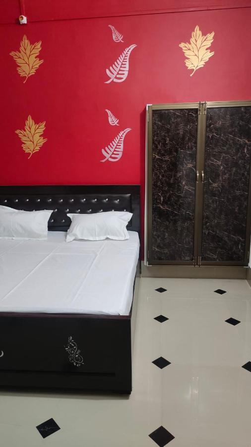 Shree Gorakhnath Guest House Ayodhya Quarto foto