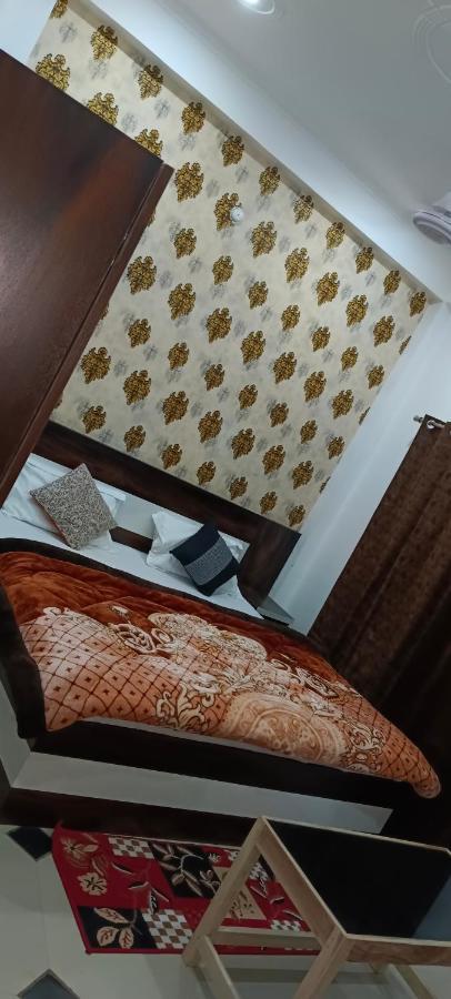 Shree Gorakhnath Guest House Ayodhya Exterior foto