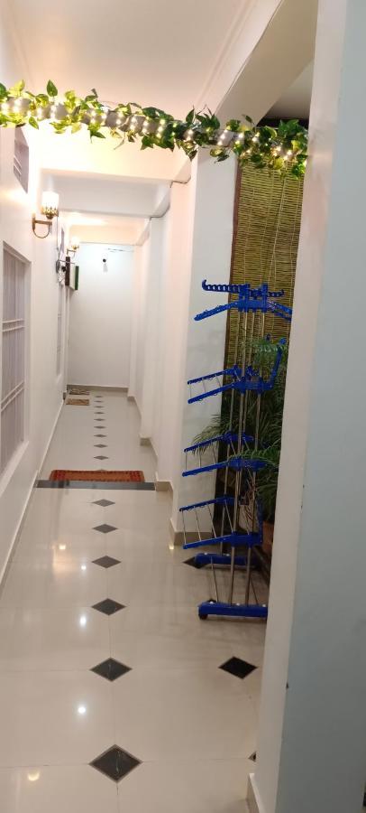 Shree Gorakhnath Guest House Ayodhya Exterior foto